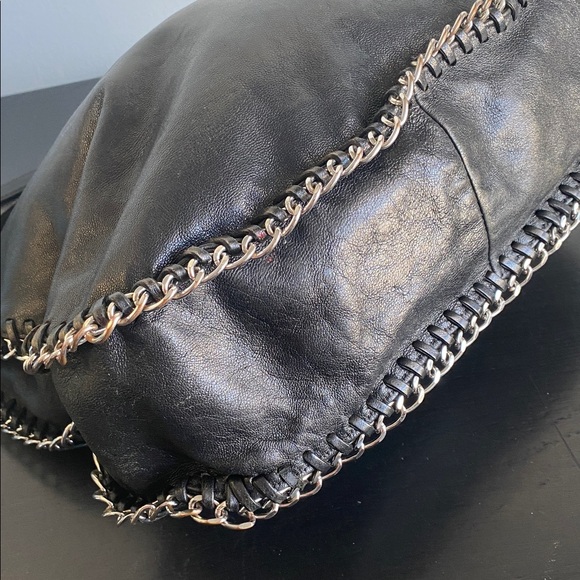 RARE Michael Michael Kors Black Leather Bag with Chain Detail - Picture 8 of 12